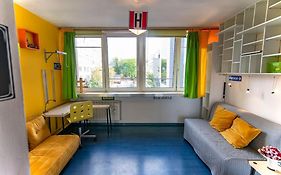 Colourful Space, So Central